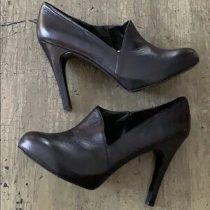 Nine WEST Verena Black Leather Heels